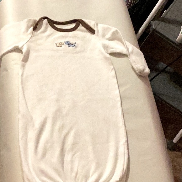 🐝3-6 month Baby cotton gown - Picture 2 of 4